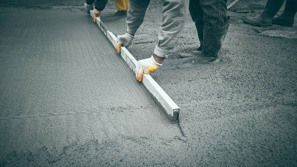 Best Concrete Driveway Installation  in Willowbrook, CA
